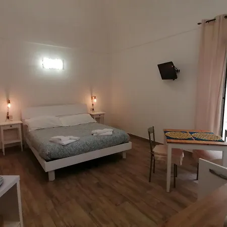 Cassiopea Bed and breakfast 4*